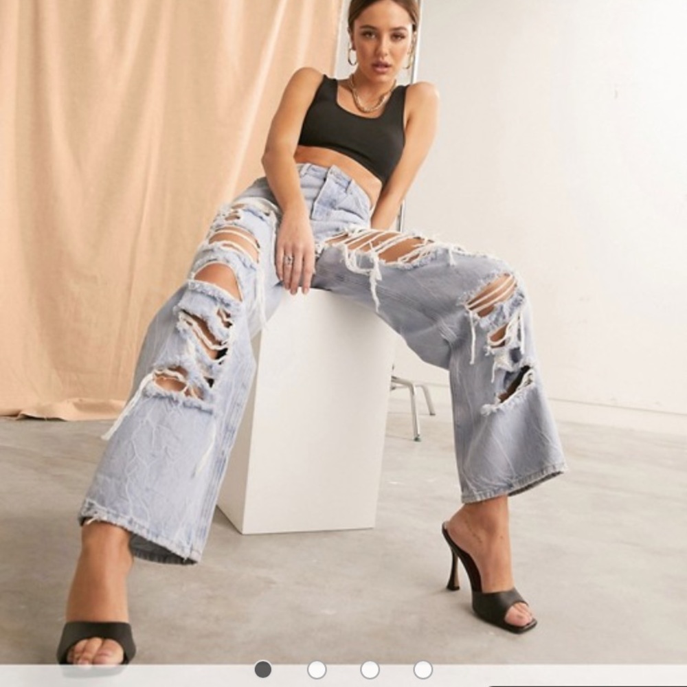Painter style mom jeans